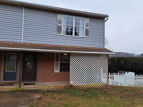 2nd image of 1901 Powder Mill Rd #A