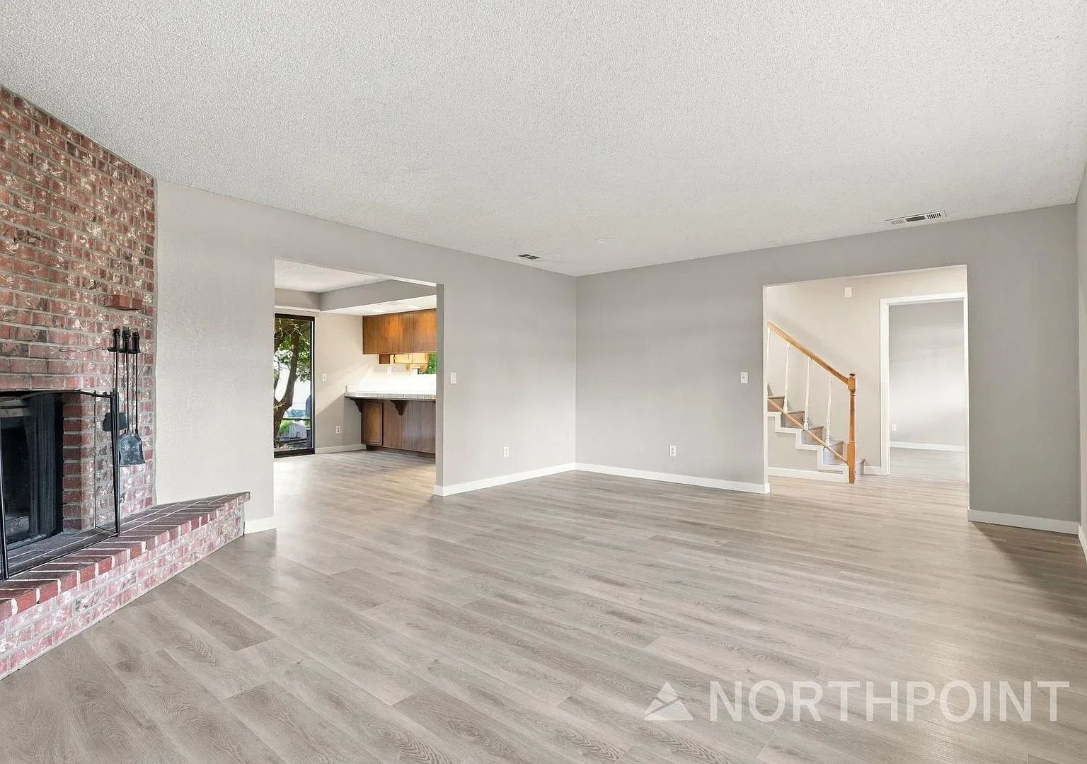 4-Bedroom, 3 Bath Single Family for Rent in Fair Oaks, CA | Attached Garage & Modern Kitchen — Photo 4