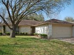 3103 Founders Green Cir, Pearland, TX 77581