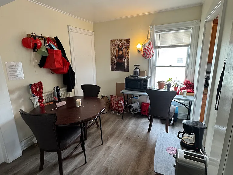65 Ford Ave #3 — Photo 5