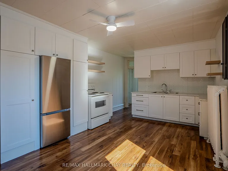 26 Albert St E #26 — Photo 15