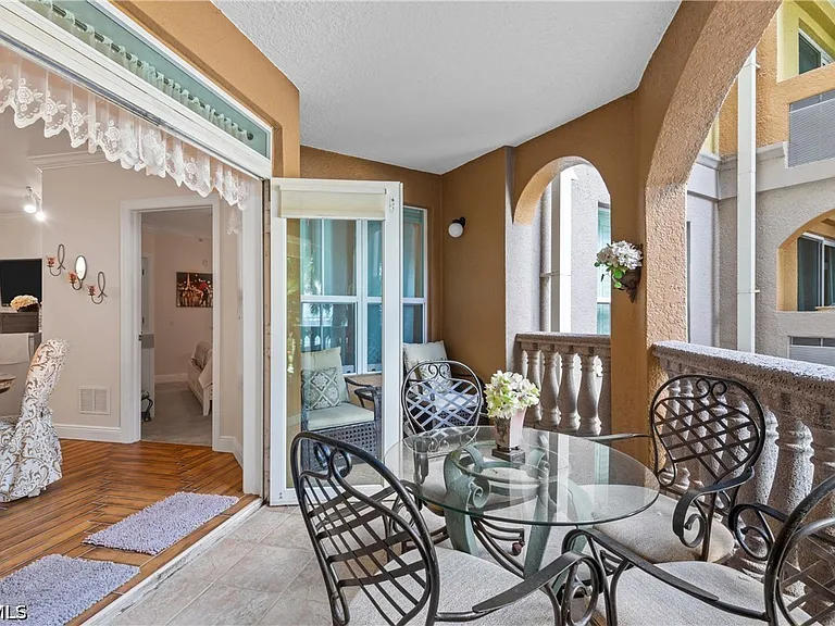 2825 Palm Beach Blvd #213 — Photo 11