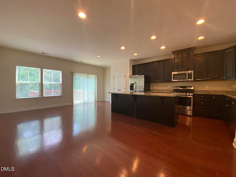 645 Berry Chase Way — Photo 13