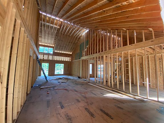 5th image of 45 Rolling Hills Ln