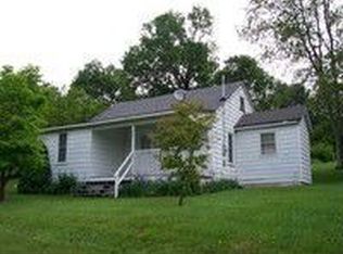 70 Farmville Ln, Galax, VA 24333