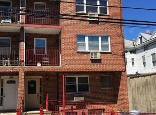 2540 14th Pl, Astoria, NY 11102