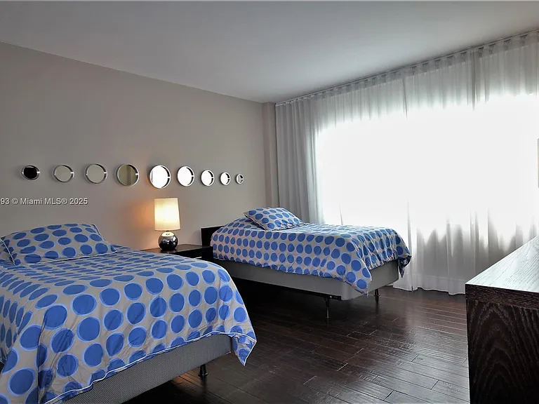 5151 Collins Ave #924 — Photo 15