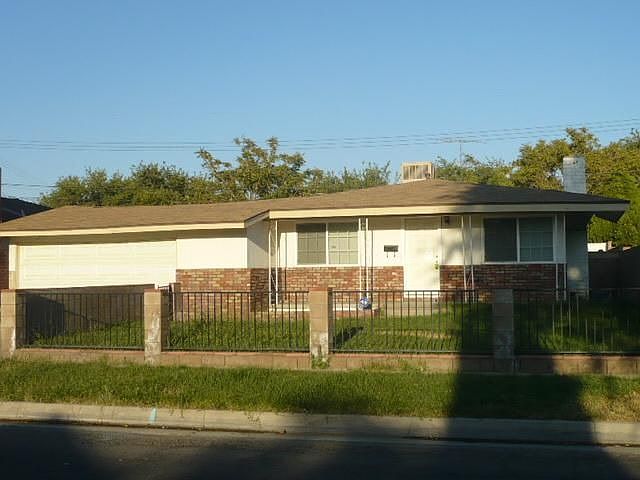 1st image of 44338 Kirkland Ave