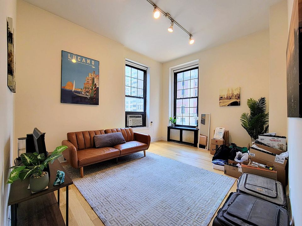 1st image of 49 Park Ave #2U