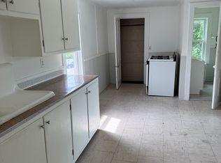 30 Main St #4, Jewett City, CT 06351