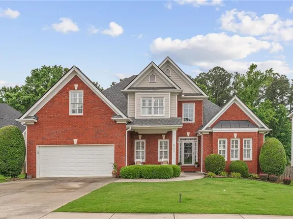 2352 Kennesaw Oaks Trl NW, Kennesaw, GA 30152