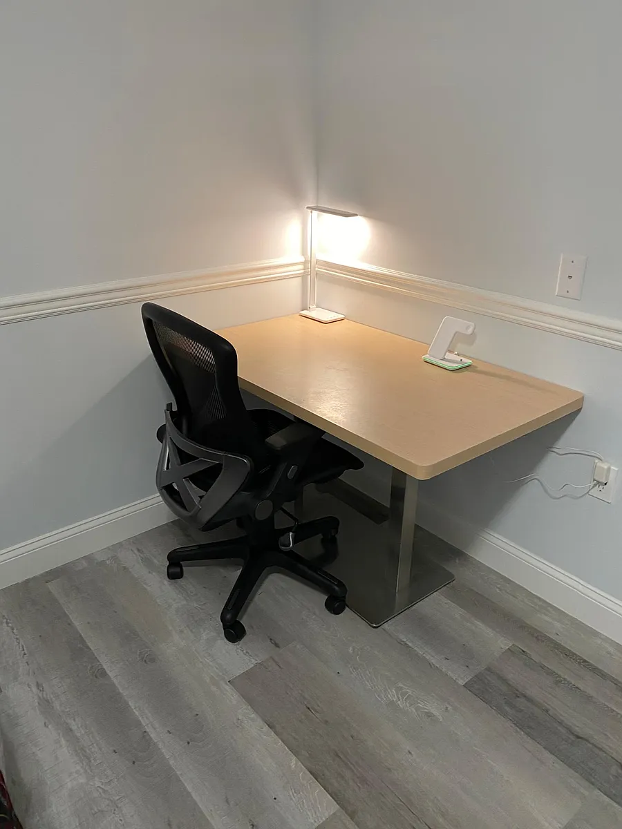 YOUR BEDROOM PRIVATE - 83 Corbin Ave #GF