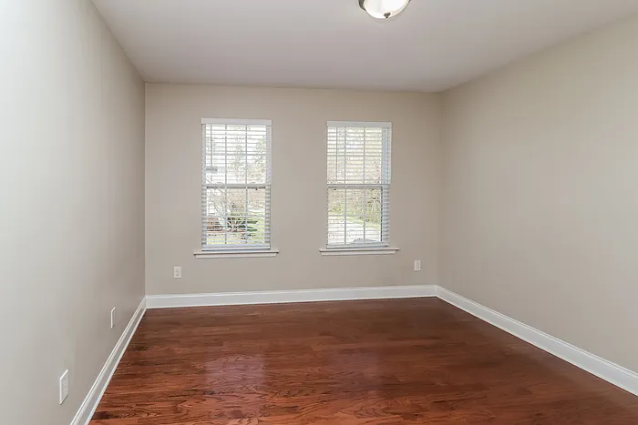 13748 Cedar Pond Cir — Photo 15