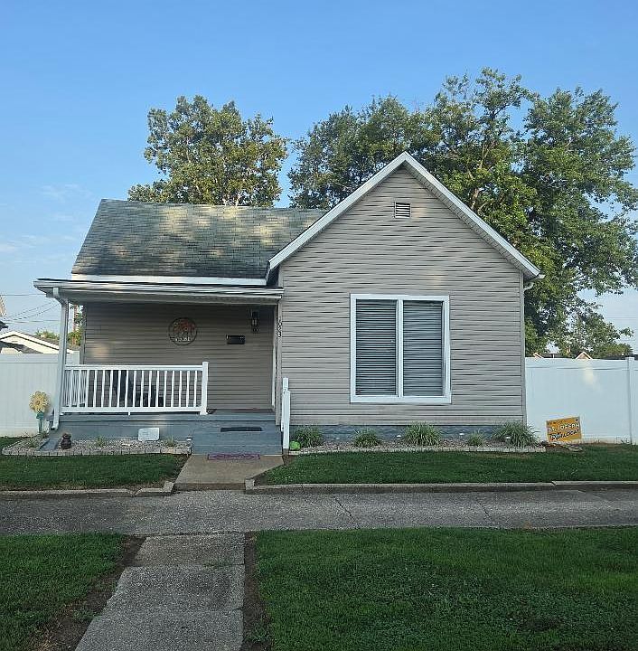 1st image of 1023 S Stormont St