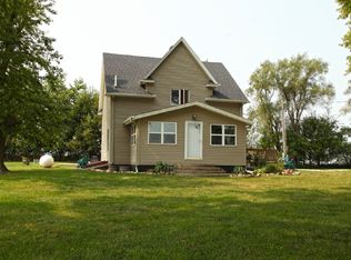 1733 Ironwood Ave, Essex, IA 51638