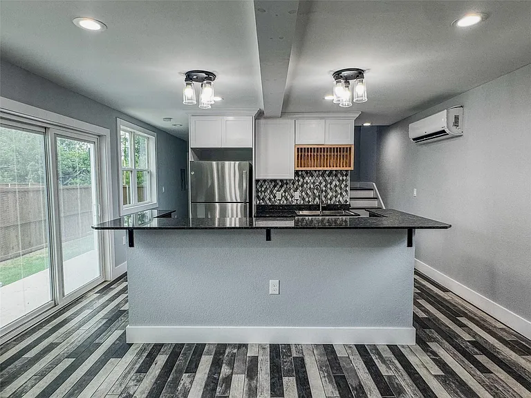 1232 Kennie Dr — Photo 12