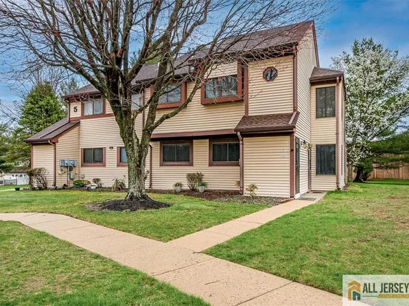 502 Samuel Ct, Dayton, NJ 08810