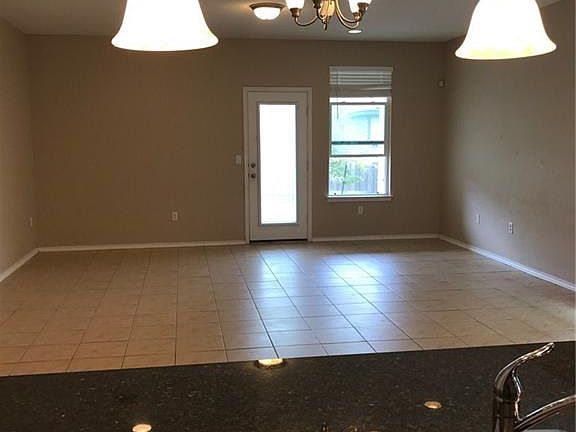 5th image of 1421 Berlin Ln