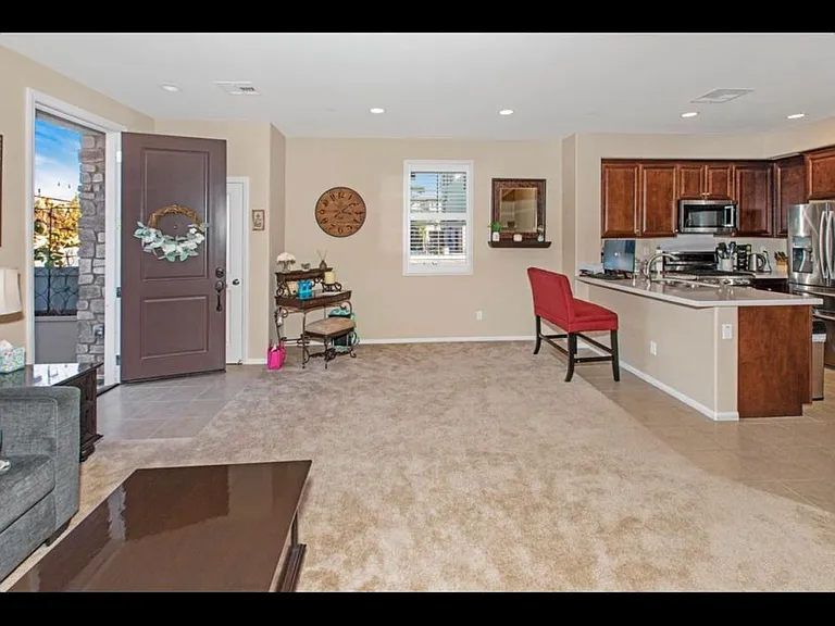 6520 Longboard Ct — Photo 6