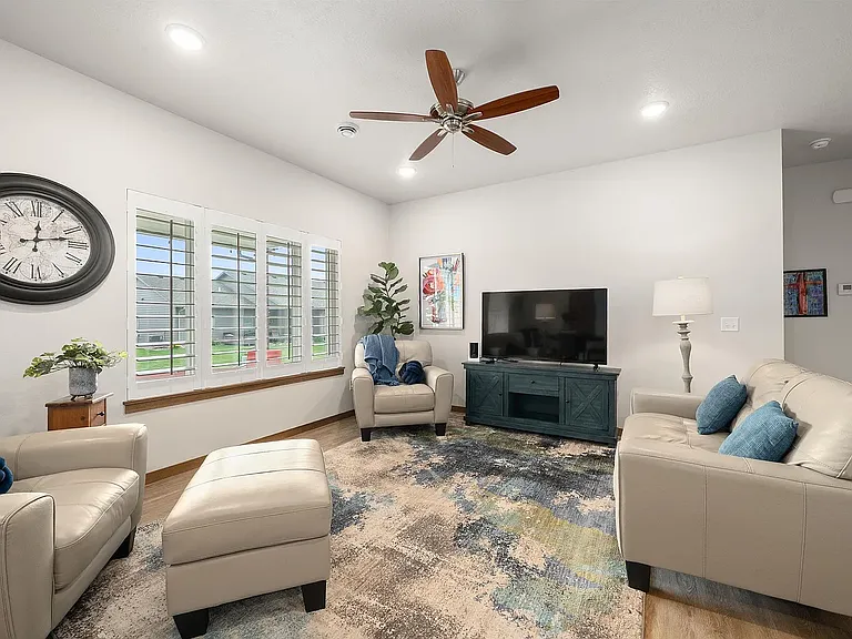 5402 S Bahnson Ave — Photo 8