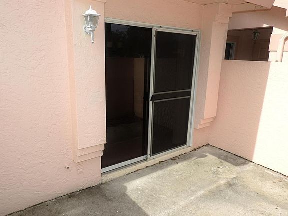 3rd image of 2064 SE Wild Meadow Cir #107