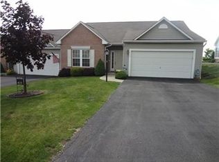 9 Links Dr, New Castle, PA 16101