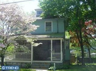 56 Price Ave, Lansdowne, PA