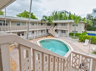 2701 NE 1st St APT 201, Pompano Beach, FL 33062