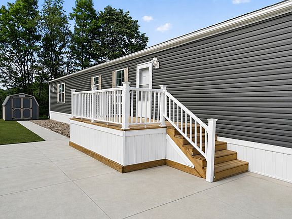 Exterior Image-3-Mansion 81 Fohl Village