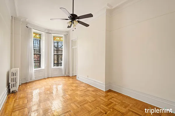 Rented by Triplemint | media 7