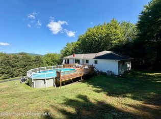 4 Harrison Ave, Carbondale, PA 18407