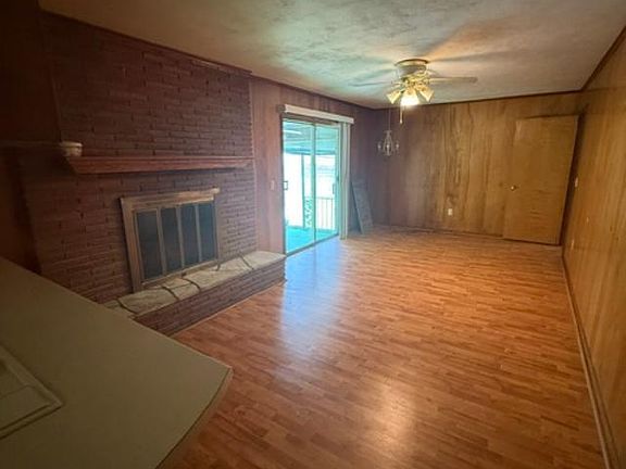 4th image of 4804 36th Ave