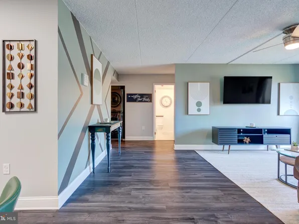 700 Avondale Rd APT 6E, Wallingford, PA 19086