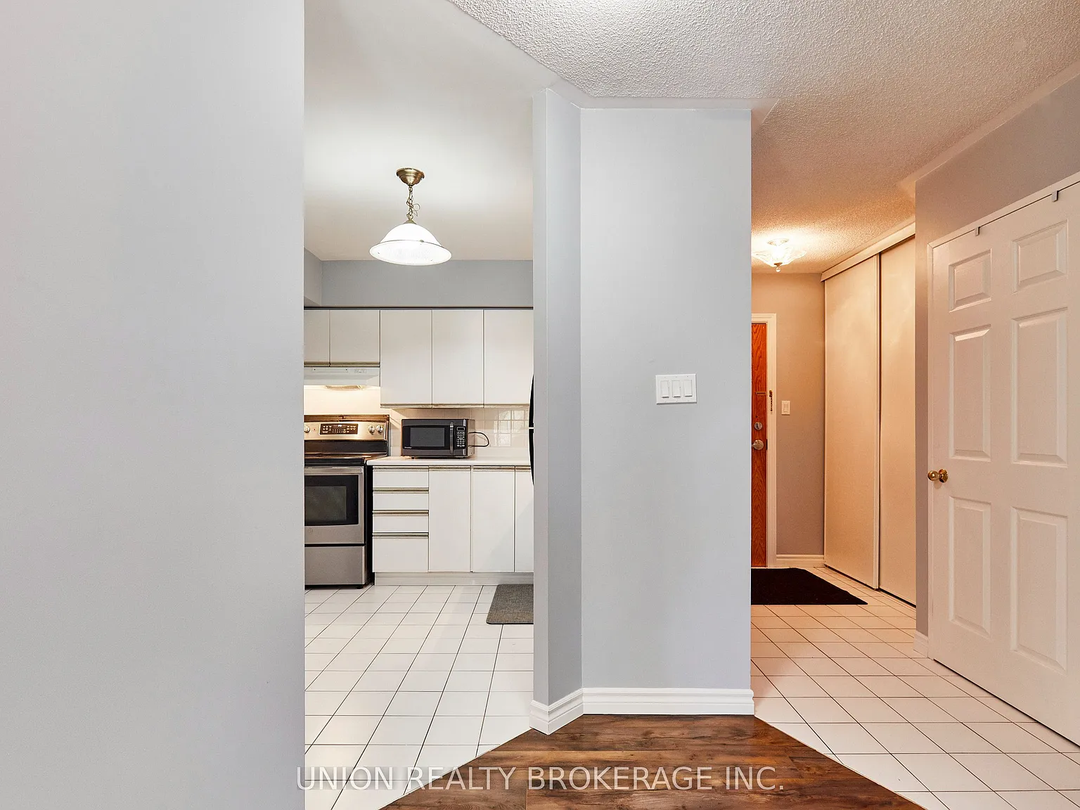 2 bed, $2,500 — Photo 3
