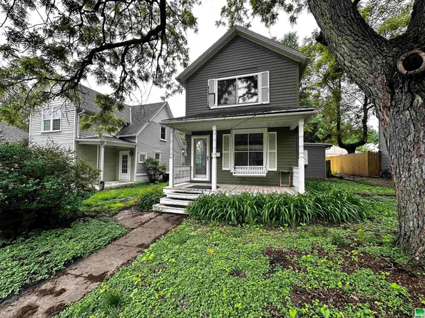 1616 W 19th St, Sioux City, IA 51103