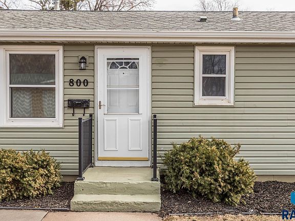 4th image of 800 N Garfield Ave