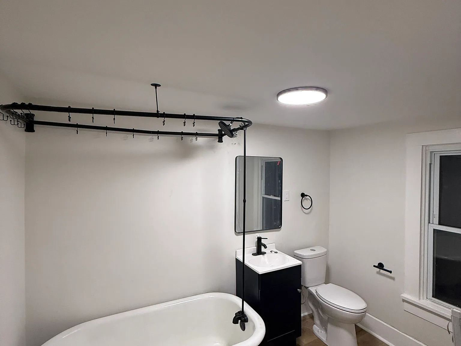 3 bed, 1348 sqft, $1,600 — Photo 4