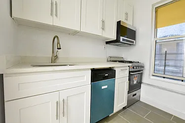 Rented by Clove Realty LLC