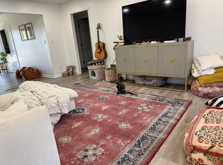 388 Woodview Dr, Lexington, KY 40515