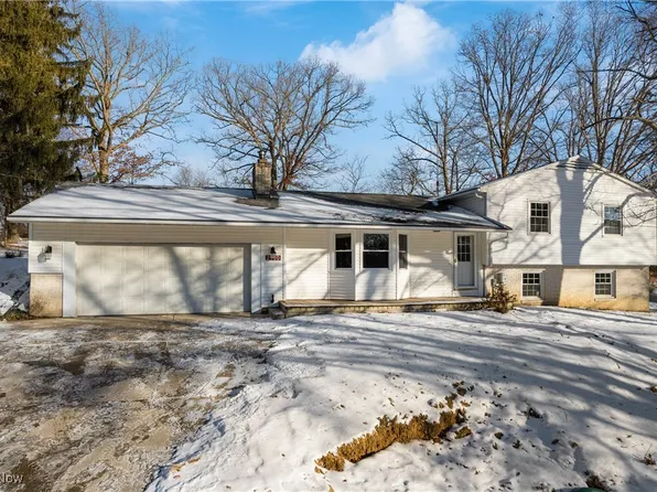 2900 Ravenna Ave SE, East Canton, OH 44730