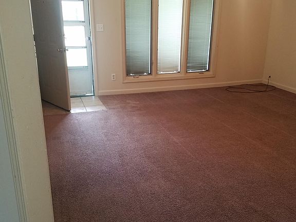 2nd image of 3342 S Euclid Ave