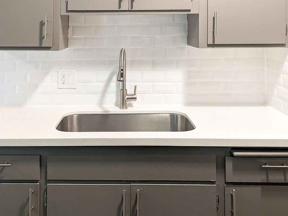 1st image of 1626 Armacost Ave APT 1