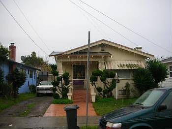 2nd image of 1530 Russell St
