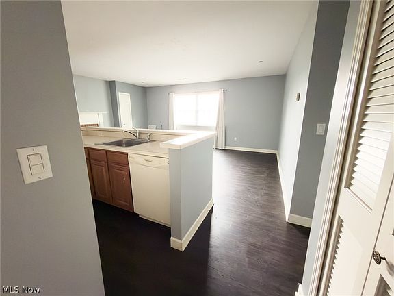 3rd image of 2885 Pease Dr APT 309