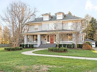 609 Maple Ln, Sewickley, PA 15143