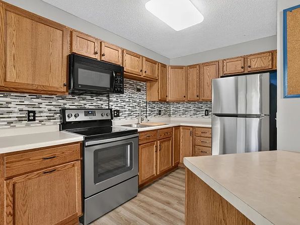2801 19th Ave NW APT D