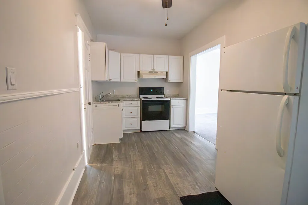 595 King Street - 10 — Photo 1