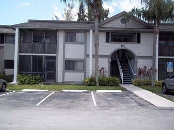 1st image of 468 NE 206th Ln APT 109