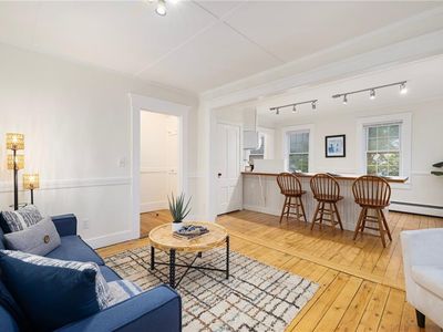 43 Cherry Ln UNIT B, Wakefield, RI, 02879