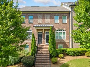 7410 Highland Blf, Sandy Springs, GA 30328
